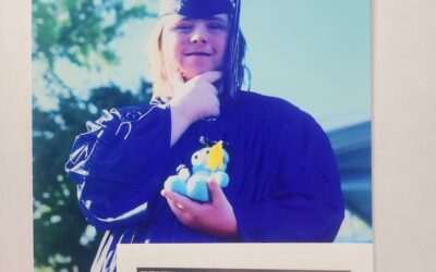 Silon Olsen announces graduation
